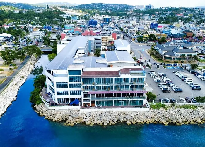 Hotel The Twilight 4*